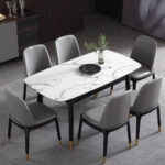 dining rooms with round tables
